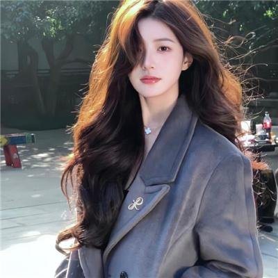 港口的日本姑娘